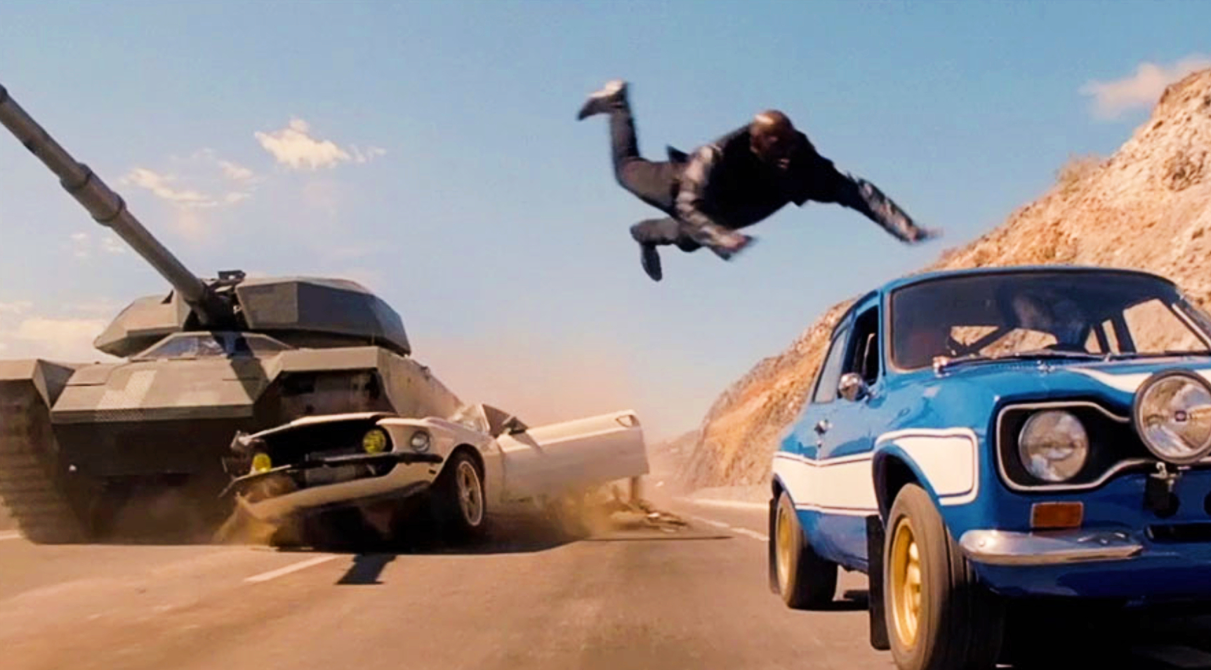 10 Amazing And Dangerous Hollywood Stunts